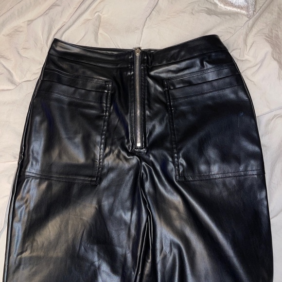Leather pants - Picture 2 of 3